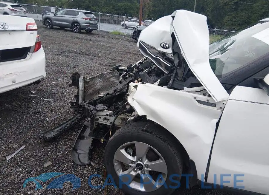 KNDJN2A29H7435703# 6