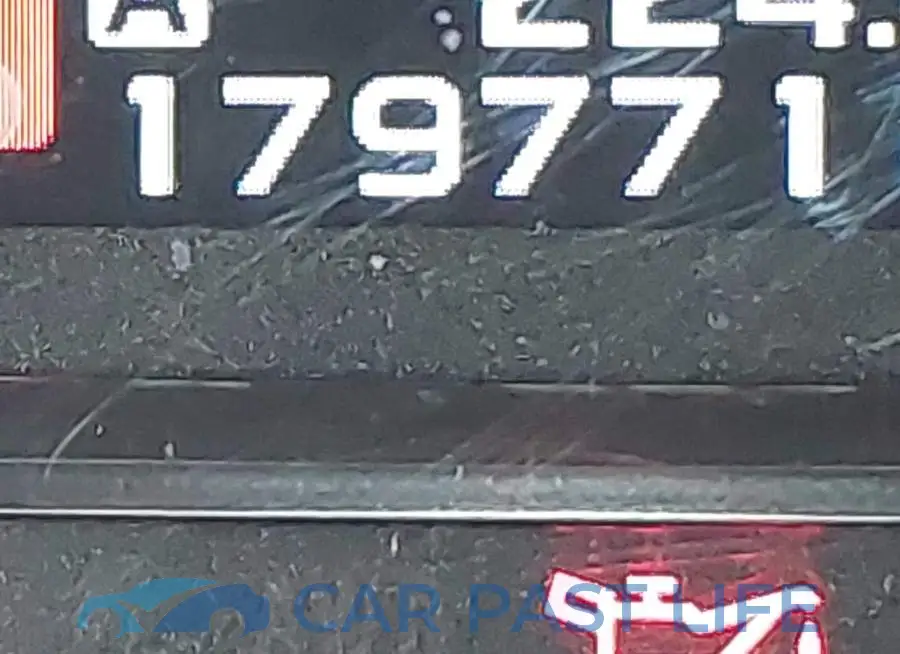 JF1VA1J60G9804905# 16