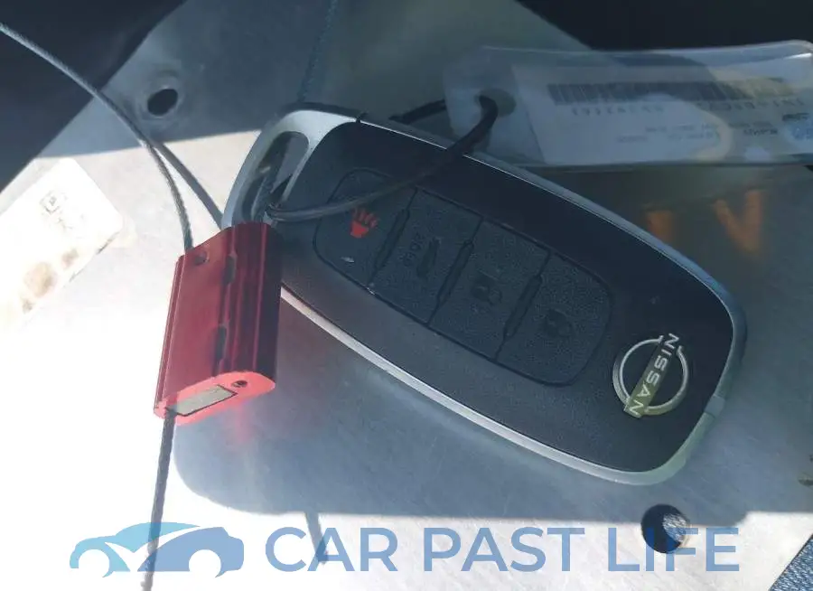 3N1AB8CV2SY393161# 11