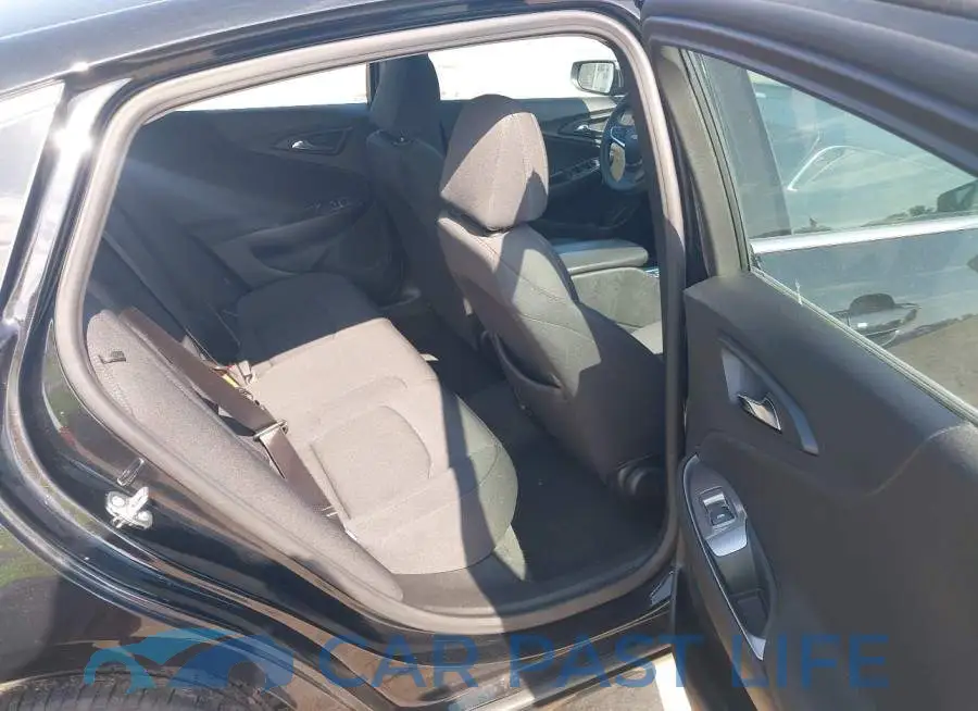 1G1ZD5ST1RF139010# 8