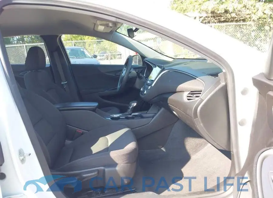 1G1ZD5ST7RF153574# 5