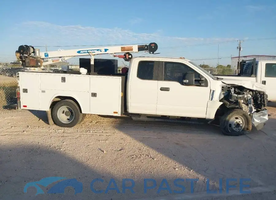1FD8X3G62KED19699# 13