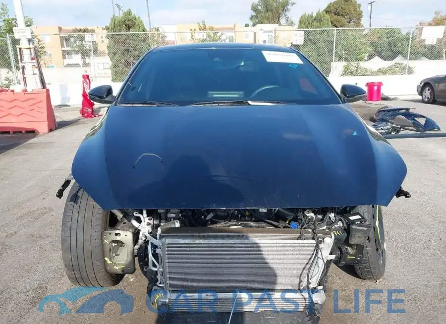 3KPF44AC5RE782329# 13