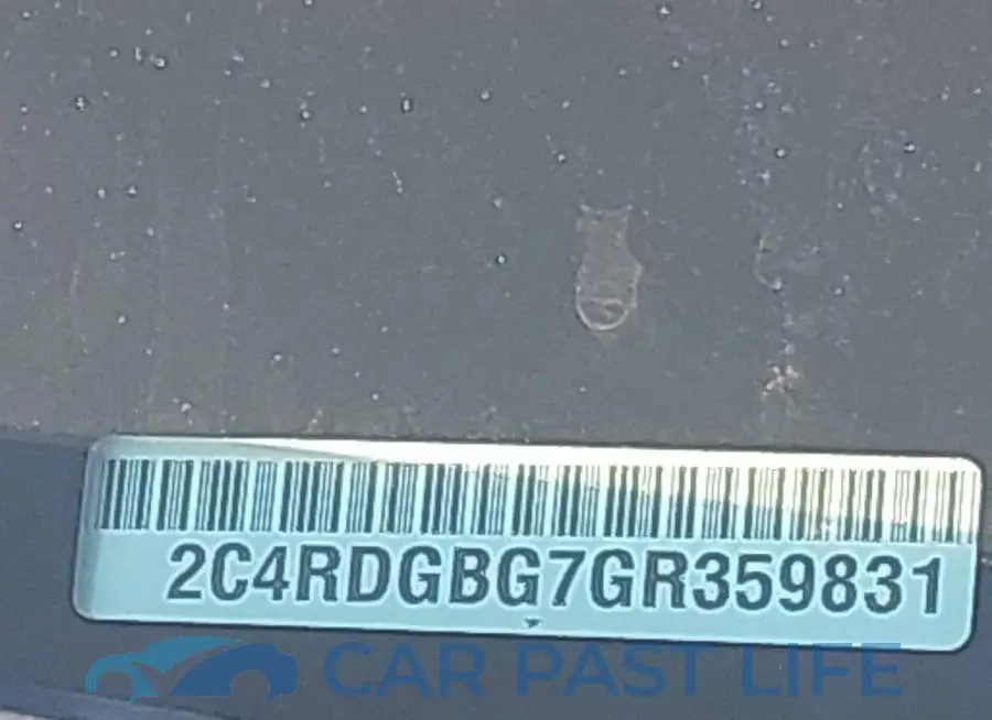 2C4RDGBG7GR359831# 9