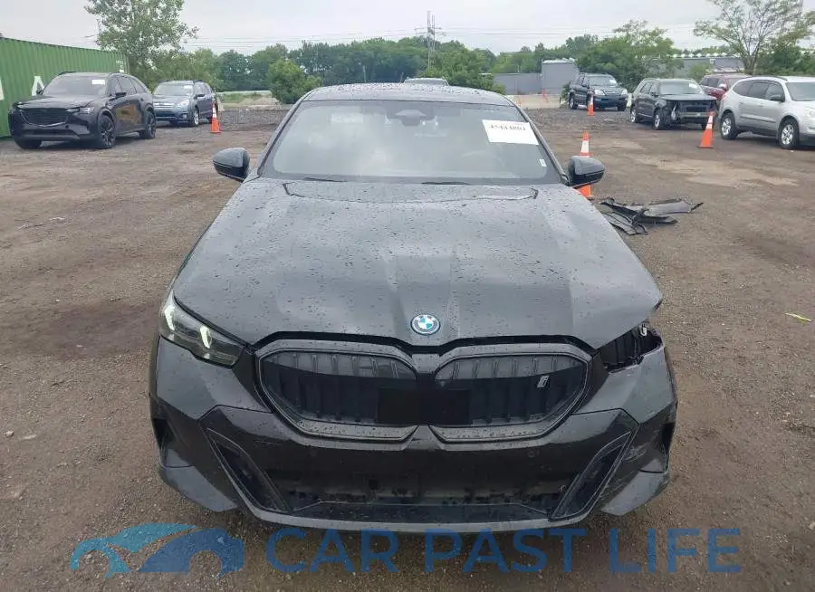 WBY33FK05RCR92957# 12