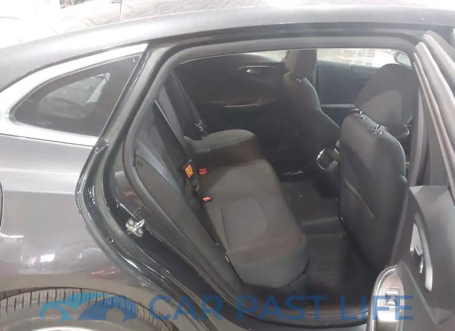 1G1ZD5ST0JF103457# 8