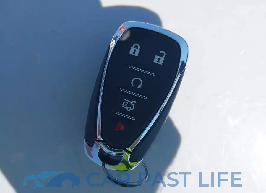 1G1ZD5ST2NF117320# 11
