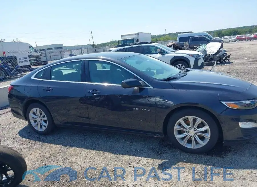 1G1ZD5ST2NF117320# 13