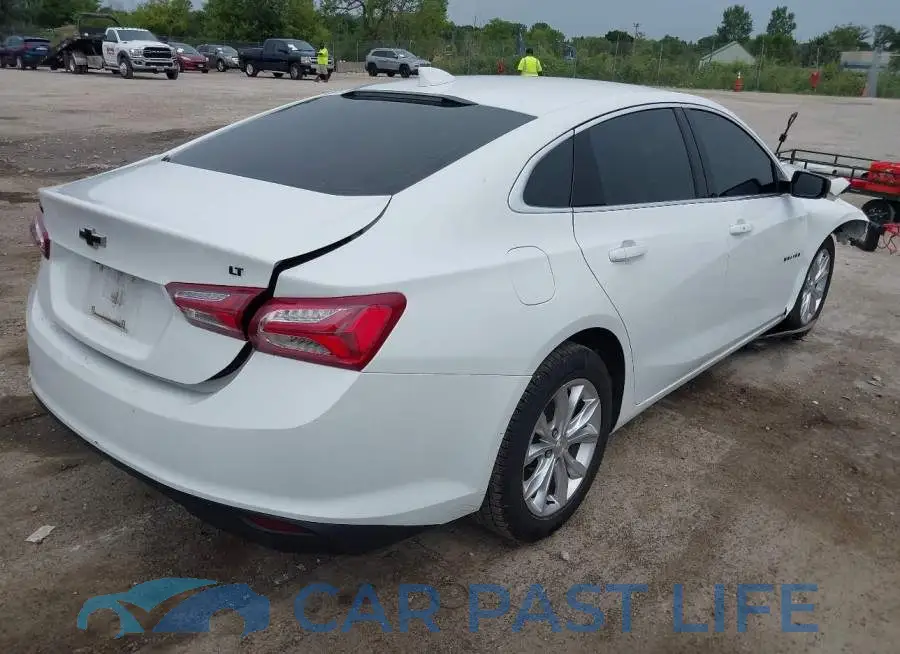 1G1ZD5ST3LF113872# 4