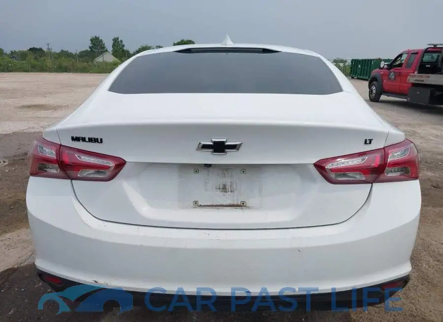 1G1ZD5ST3LF113872# 16