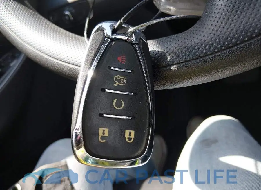 1G1ZD5ST7RF110210# 11