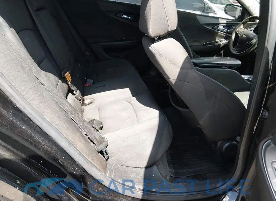 1G1ZD5ST8JF274098# 8