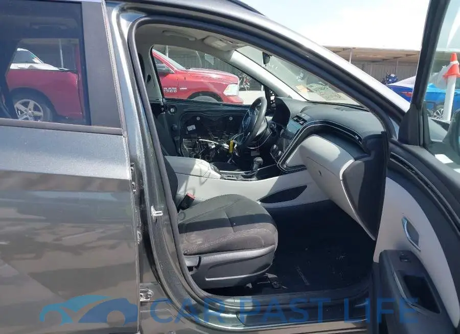 5NMJB3AE9NH136175# 5