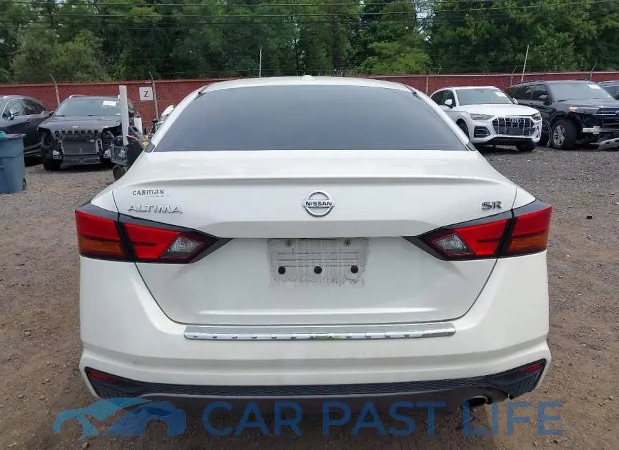 1N4BL4CV6KC219311# 16