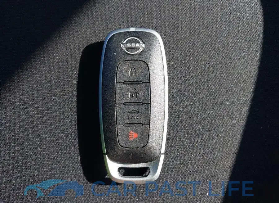 3N1AB8CV5SY317367# 11