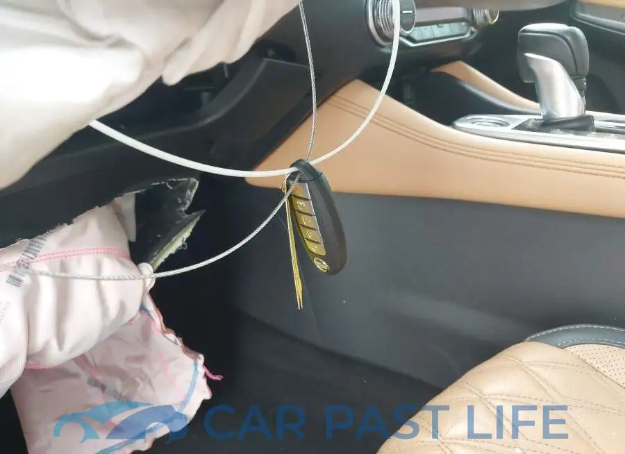 3N1AB8CV8MY205939# 11