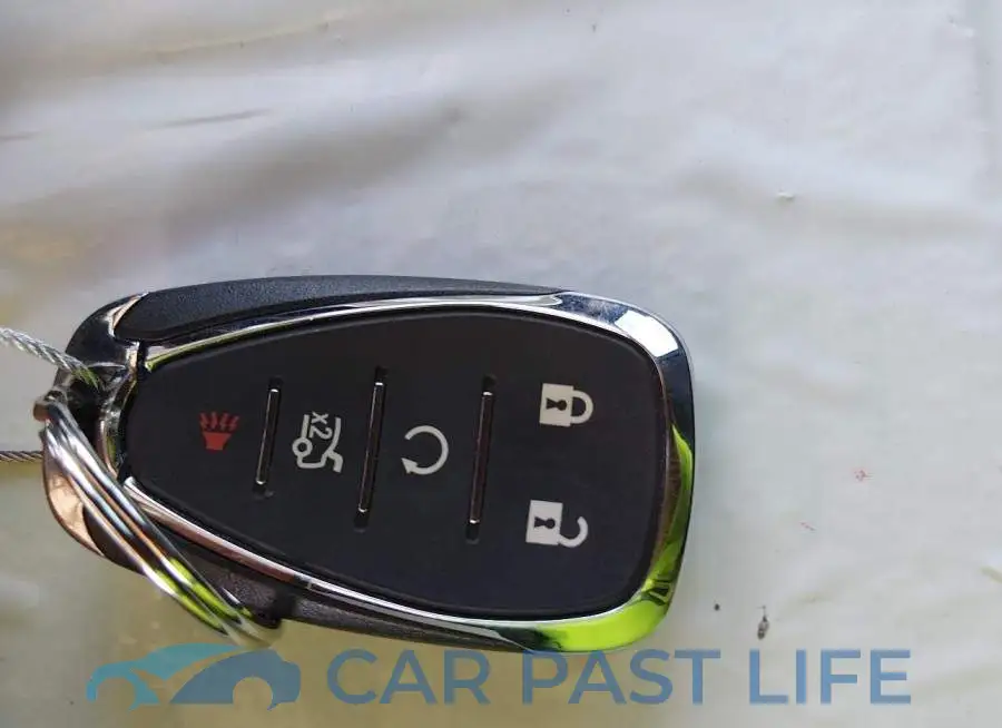 1G1ZD5ST8RF115917# 11