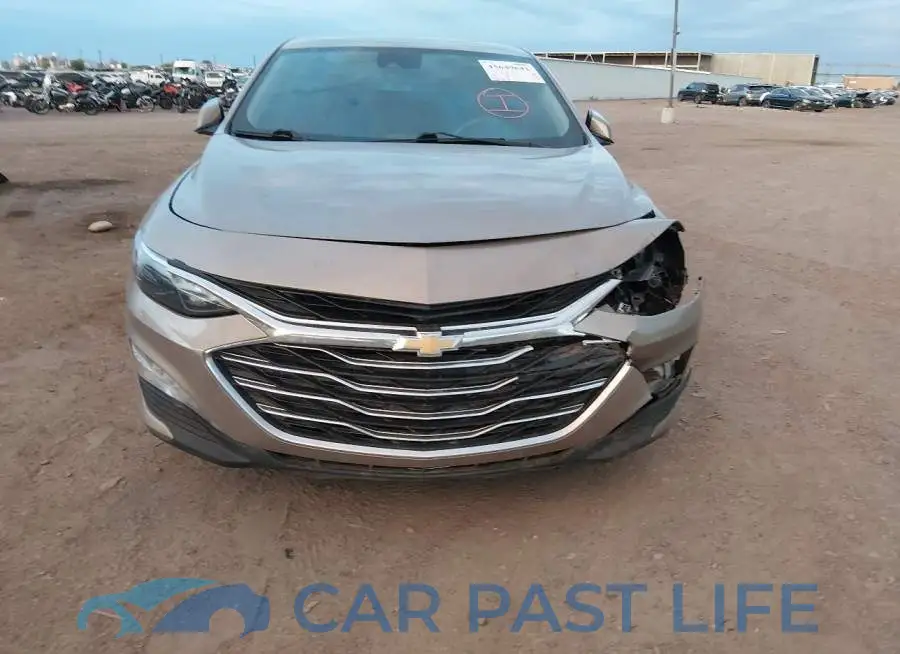 1G1ZD5ST8RF115917# 12