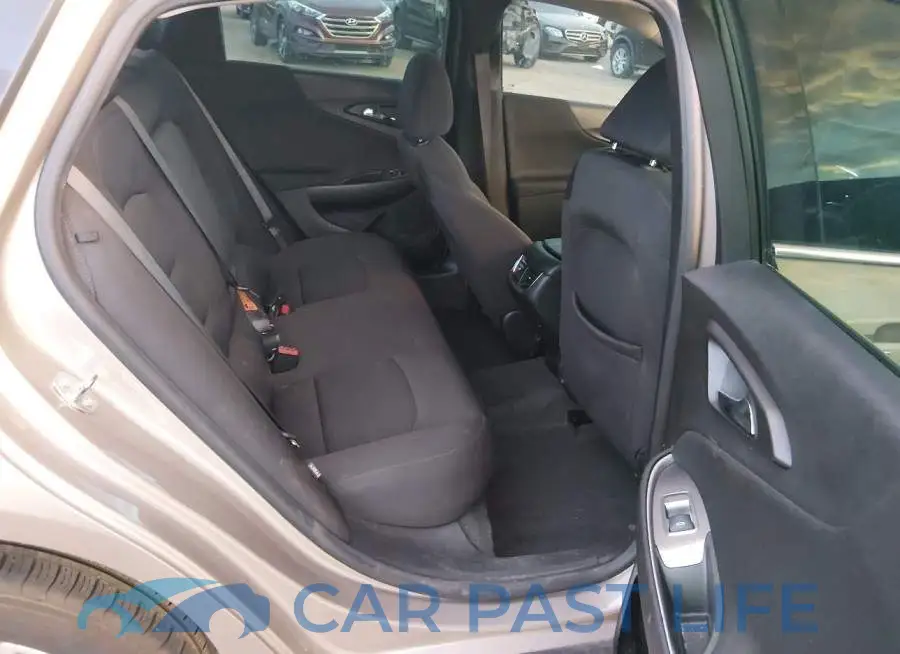 1G1ZD5ST8RF115917# 8