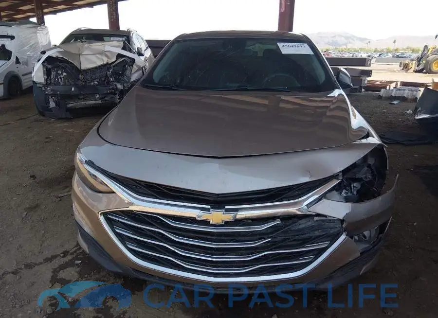 1G1ZD5ST8RF115917# 17