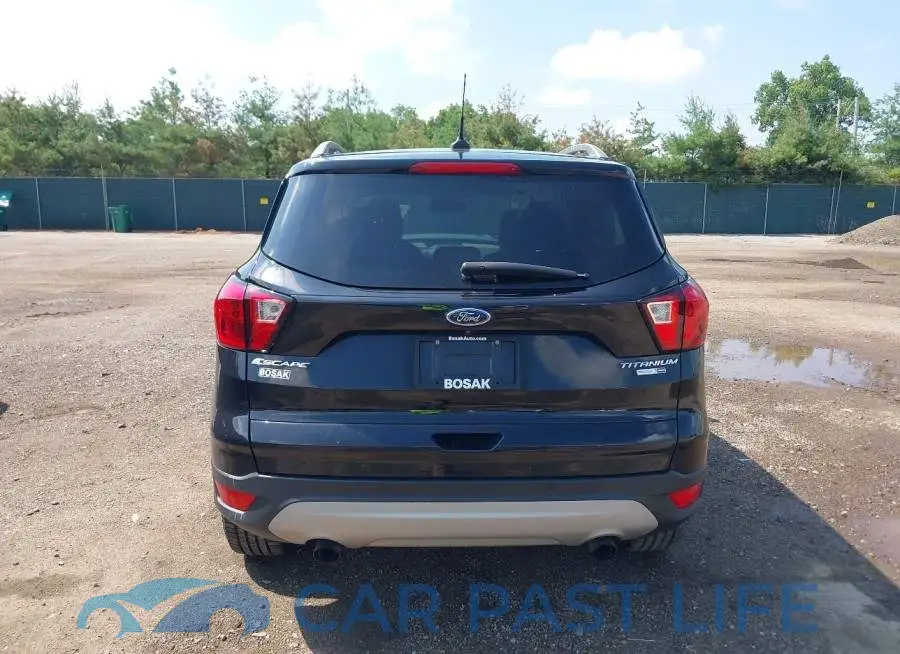 1FMCU9J95KUB44525# 16