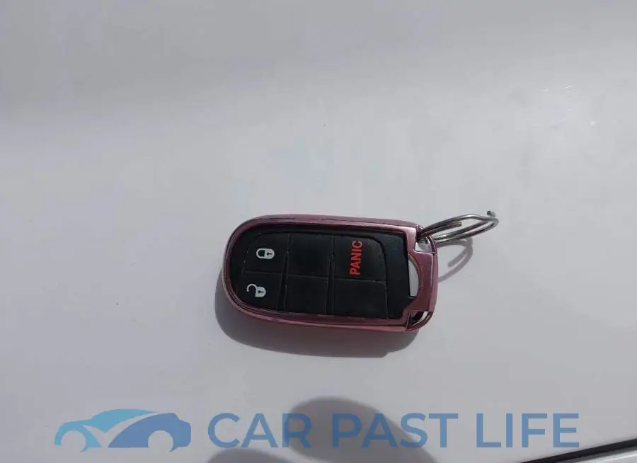 3C4PDDGG1JT430959# 11