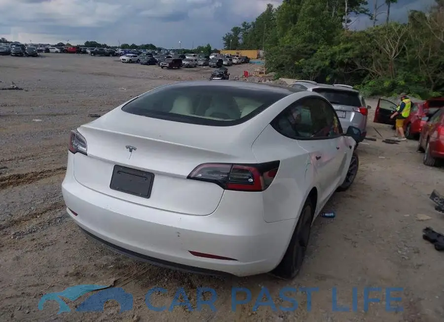 5YJ3E1EAXPF424433# 4