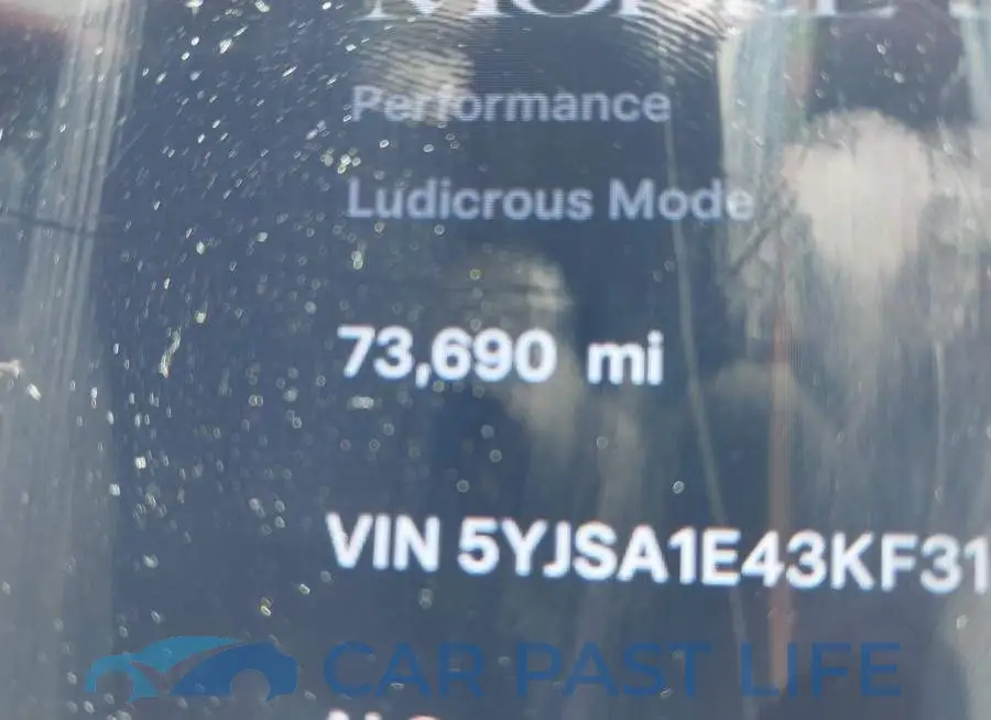 5YJSA1E43KF312843# 15