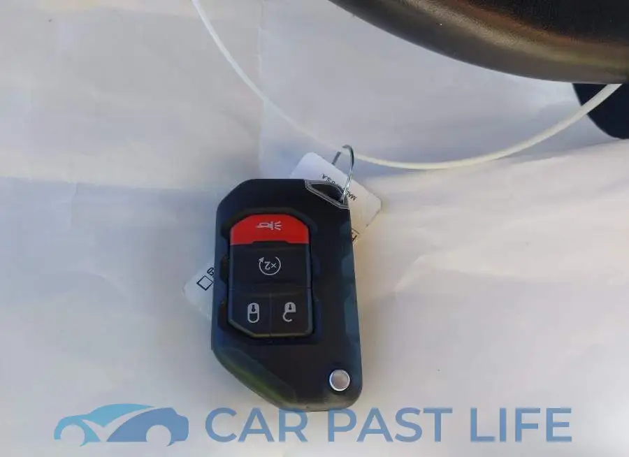 1C4HJXEG6MW840673# 11