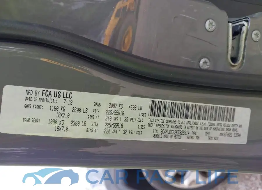 3C4NJDCB2KT828614# 9