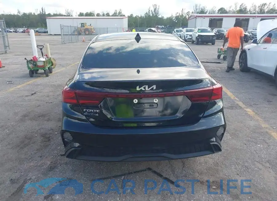 3KPF24AD9RE762048# 16