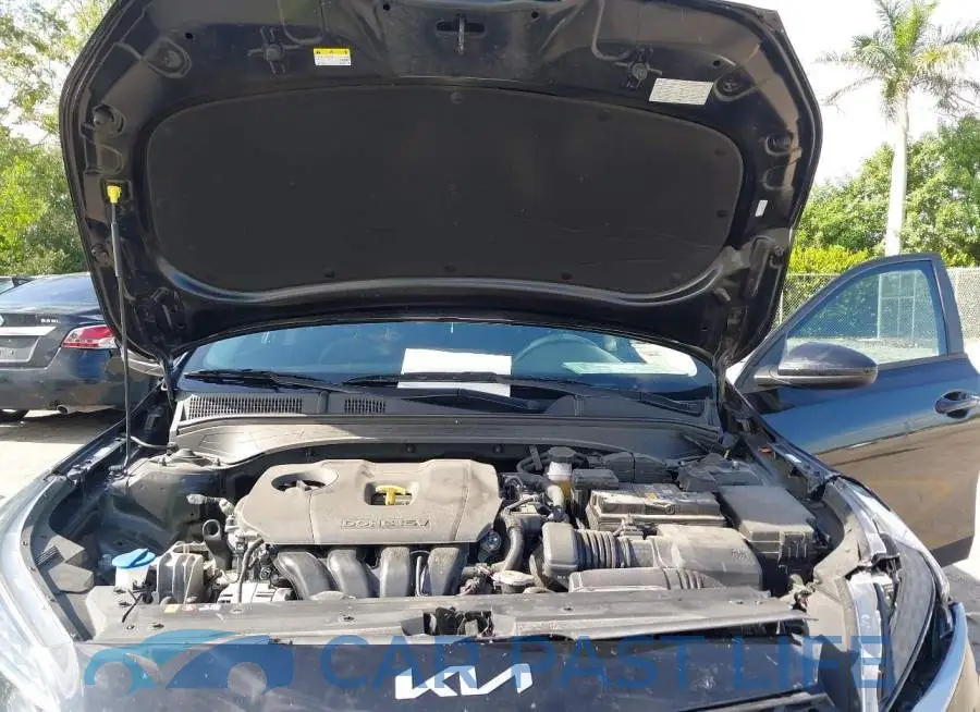 3KPF24AD9RE762048# 10