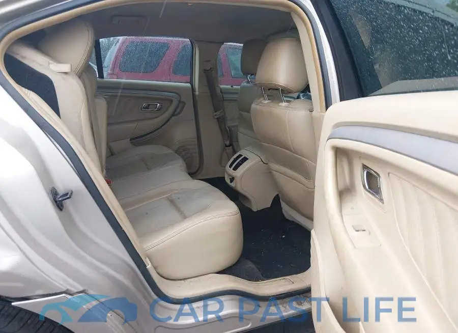 1FAHP2E81HG105180# 8