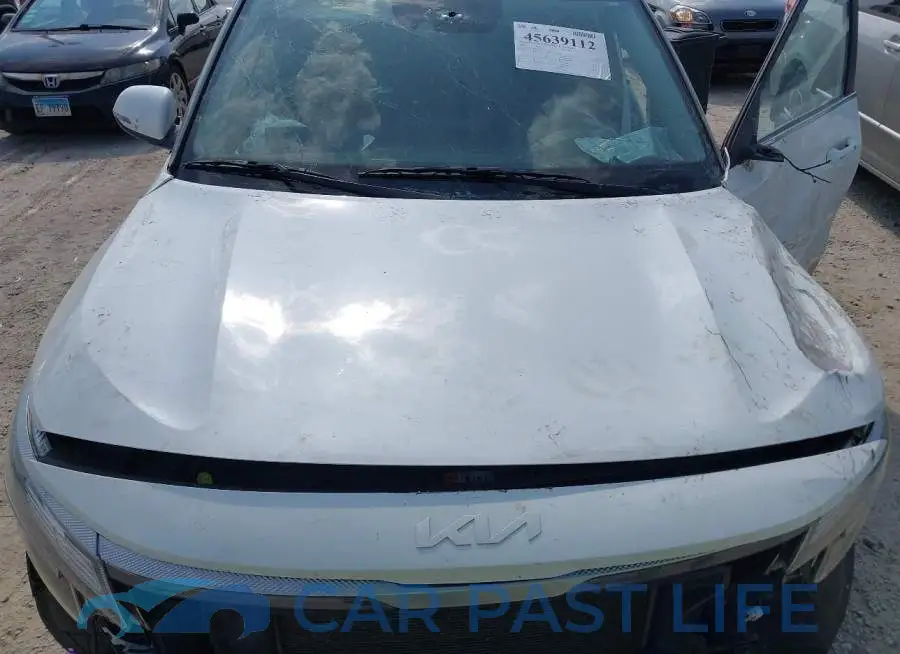 KNDEU2AA6N7313131# 10