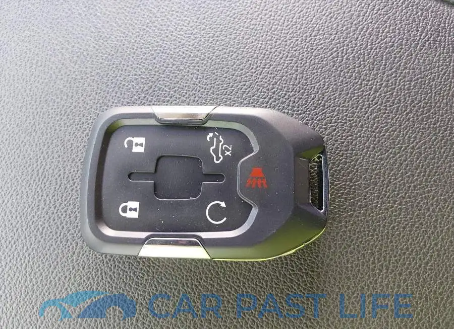 3GCUYEEL4LG215889# 11