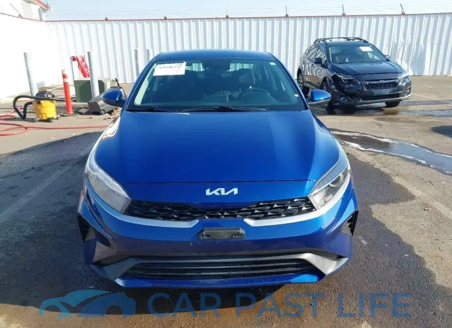 3KPF24AD8RE731941# 12