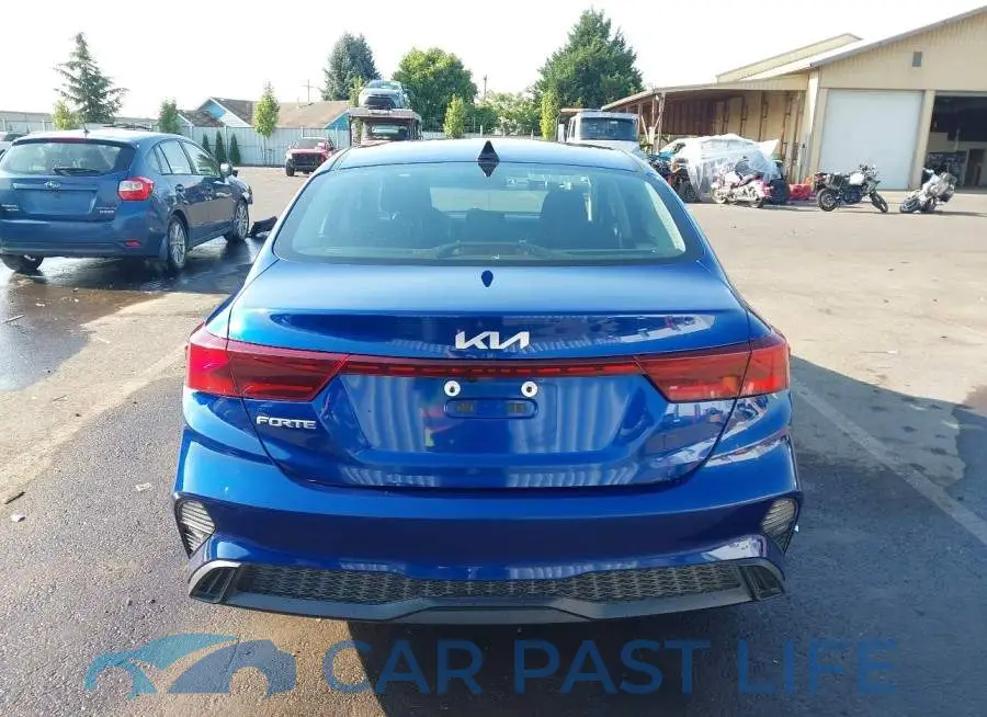 3KPF24AD8RE731941# 16