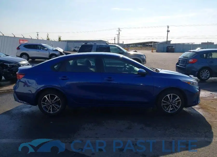 3KPF24AD8RE731941# 13