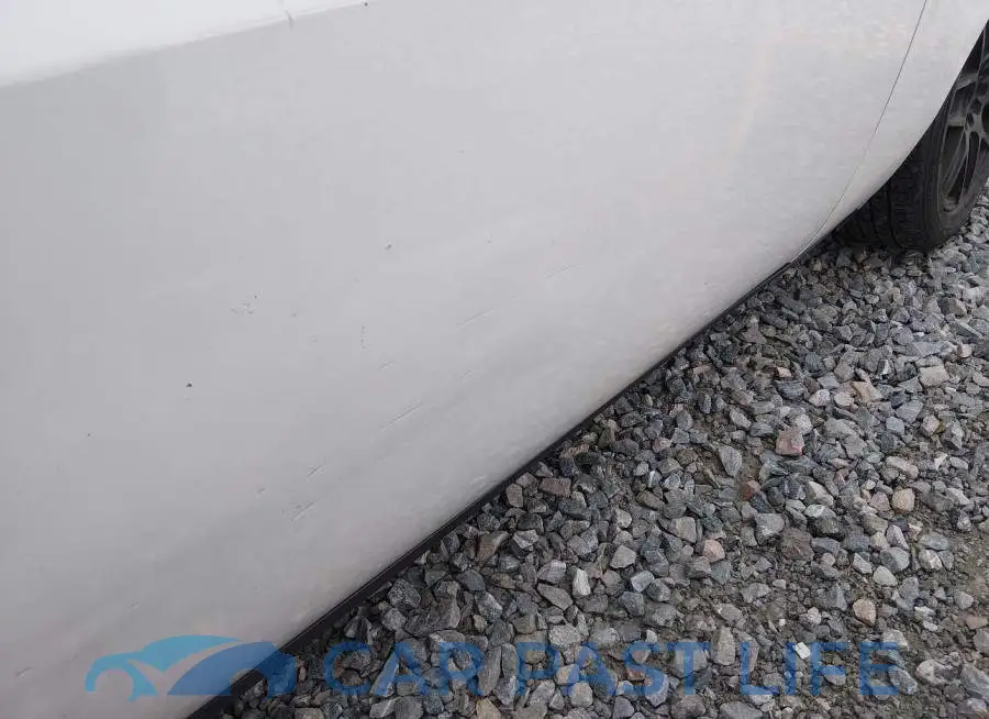 2C3CDZAG9HH568888# 6