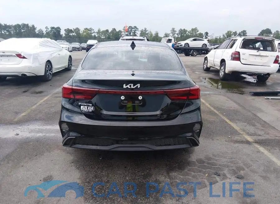 3KPF24AD5RE798559# 17