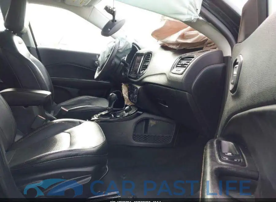 3C4NJDCB7JT493705# 5