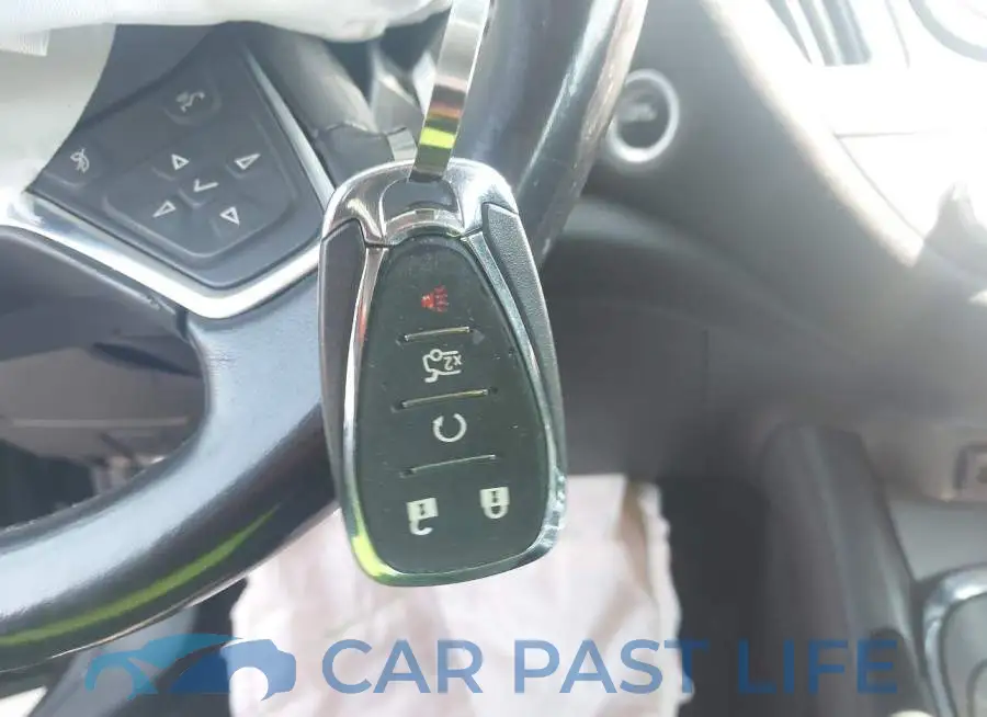 1G1ZD5ST0JF250877# 11