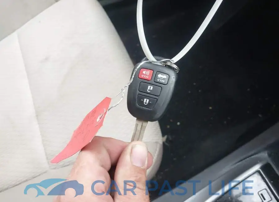 2T1BURHE8GC730935# 11