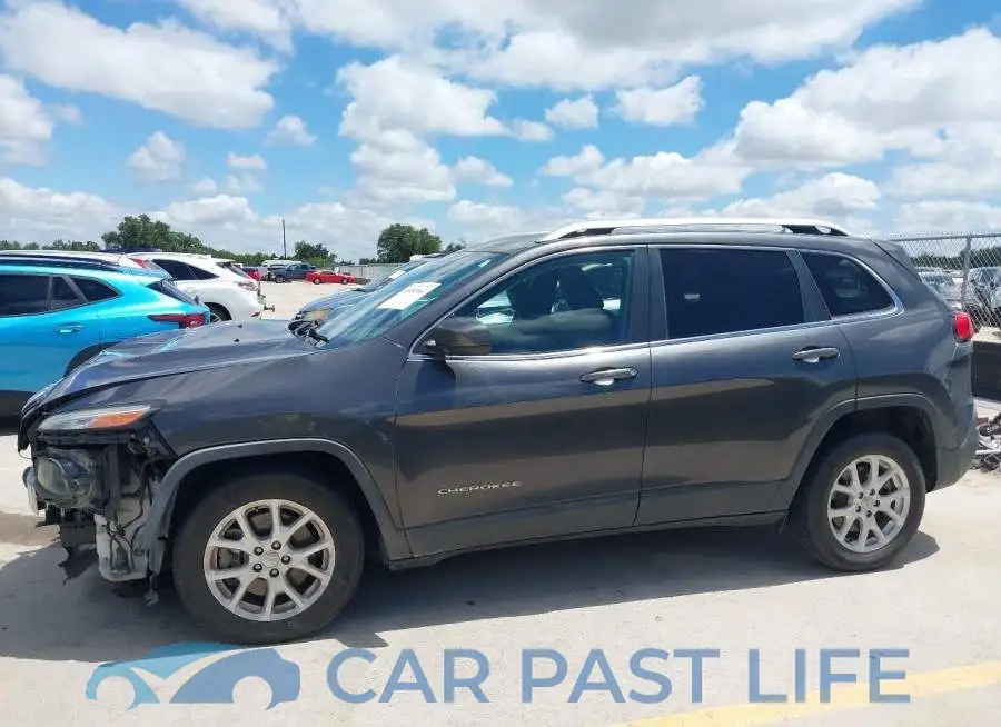 1C4PJLCS6GW114442# 15