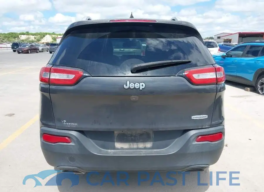 1C4PJLCS6GW114442# 17