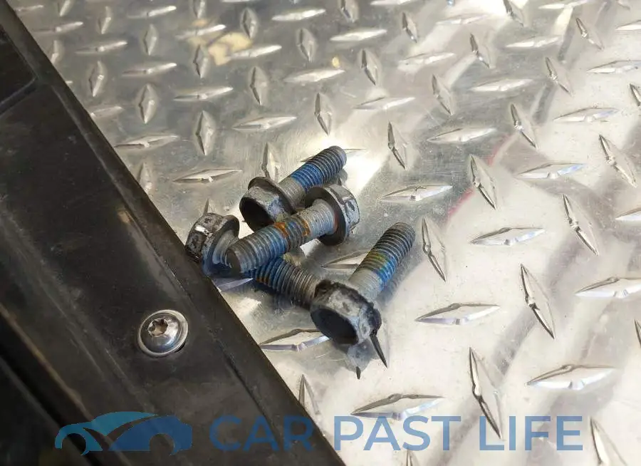 3C7WRKAL2RG155567# 12