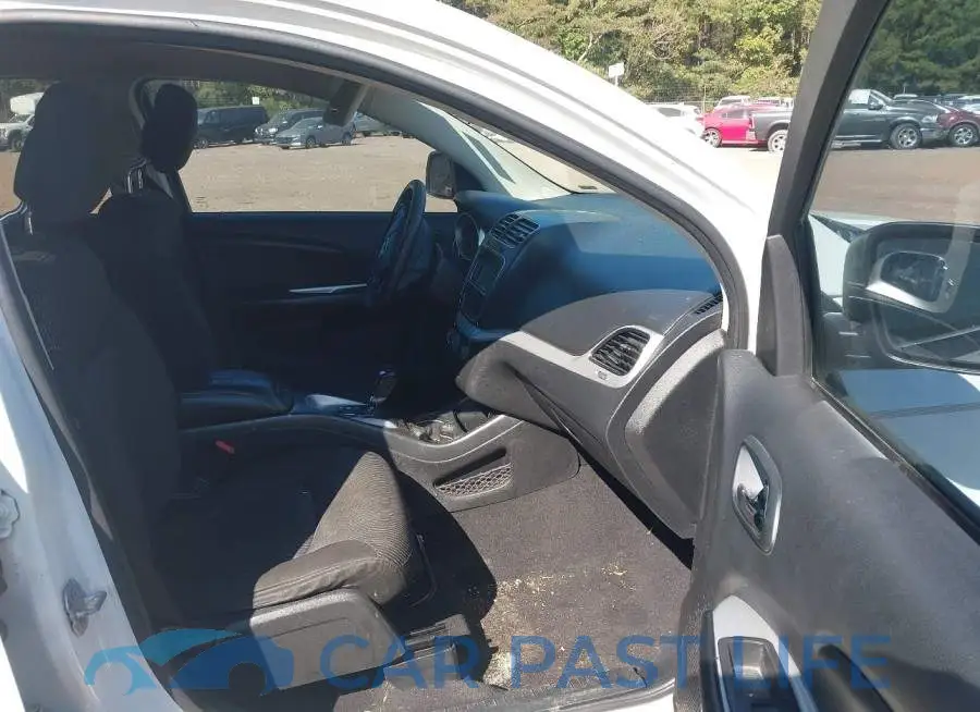 3C4PDCBG1GT126864# 5