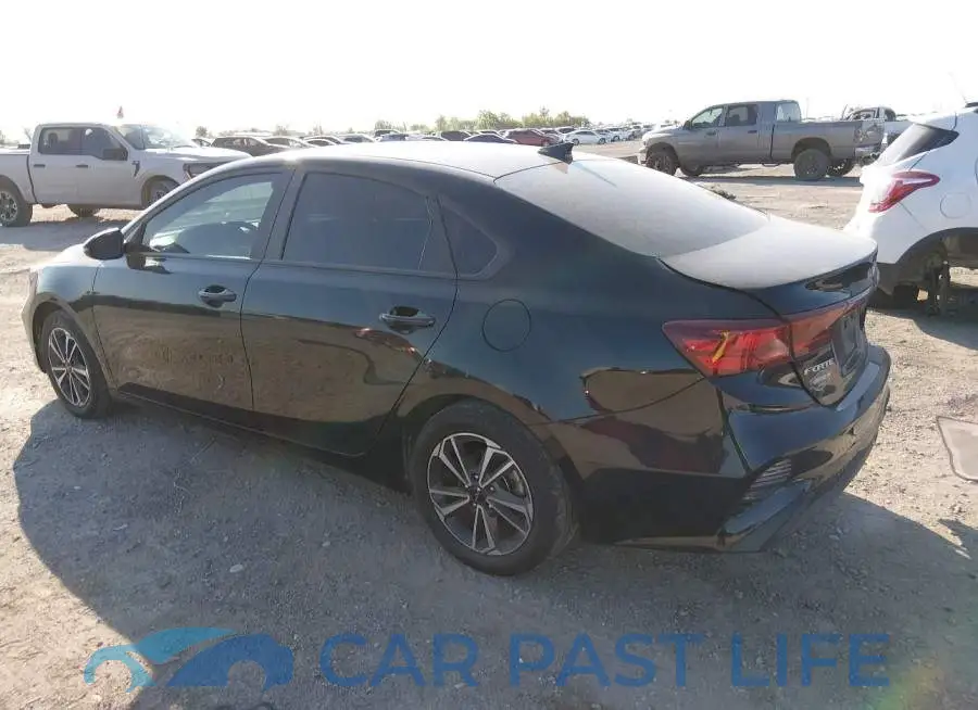3KPF24AD8RE838052# 19