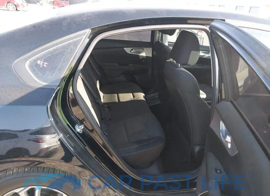 3KPF24AD8RE838052# 8