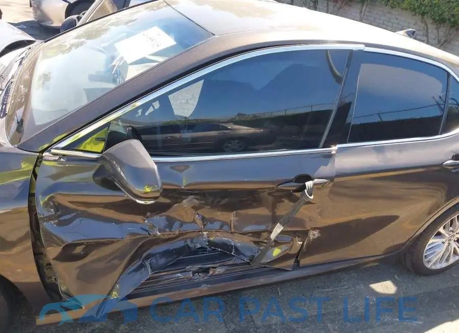 4T1B11HK3KU766393# 6